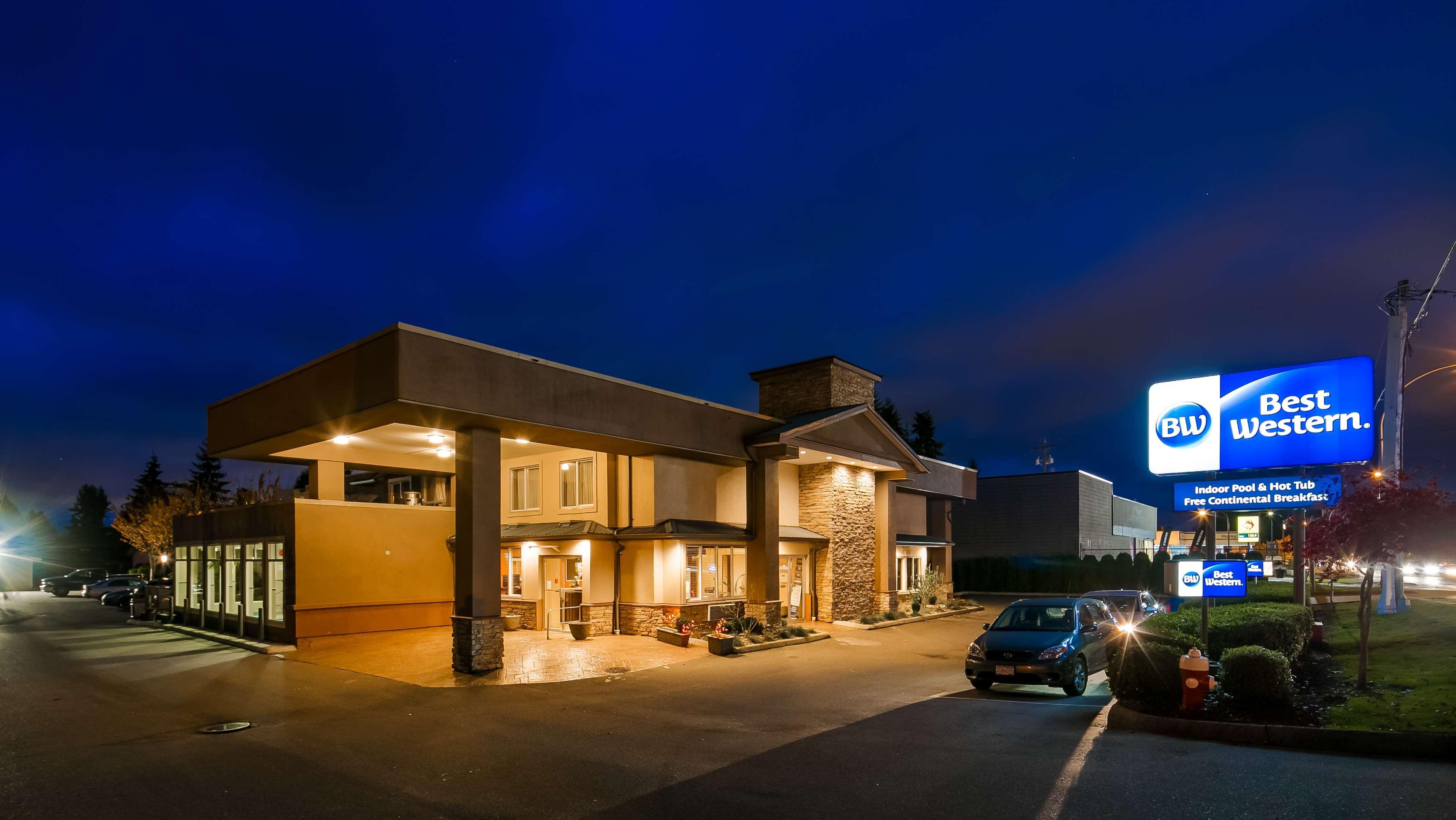 Best Western Maple Ridge Exterior foto